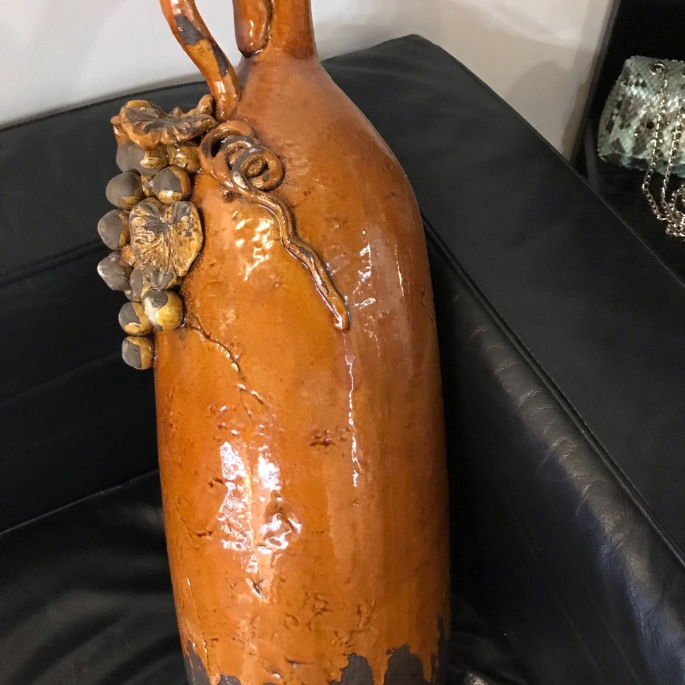 Vase - Picture 2 of 4